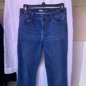 Old navy kicker jeans (says size 2 but fits size 4
